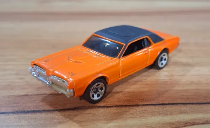 Hot Wheels '68 Mercury Cougar - 2006 Main Line Series (Loose)