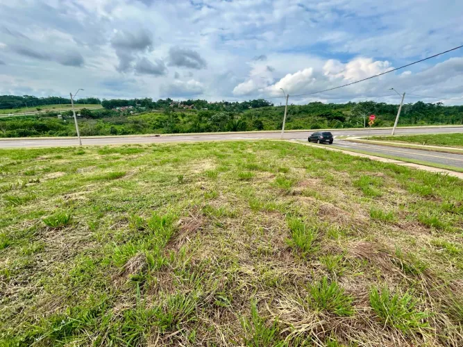 Terreno de esquina. 10x28 Cidade Jardim.