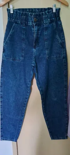 Calça Jeans Azul Feminina com Bolsos Frontais