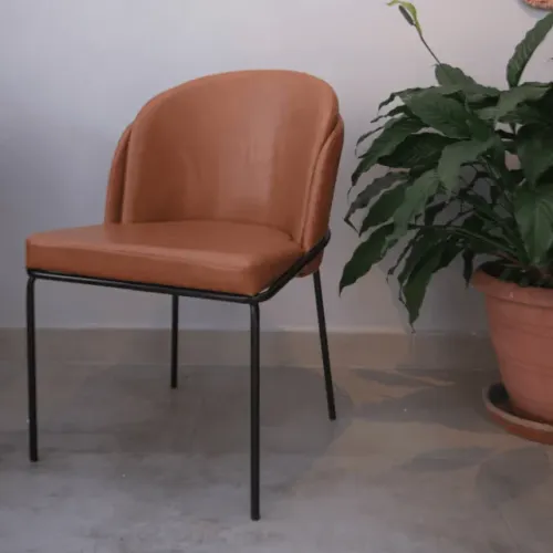 Poltrona Luxo cor caramelo ou preta Confortavel Super Promoção