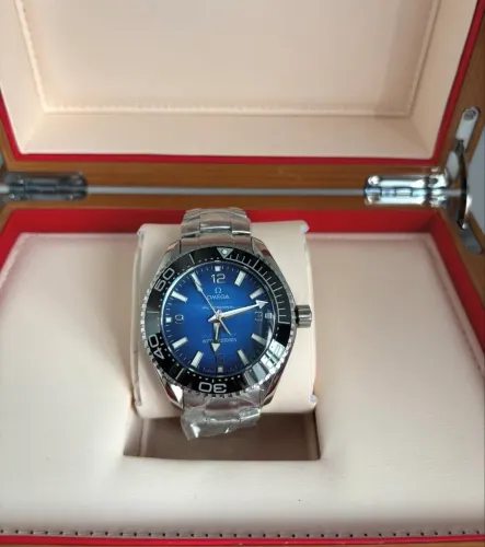 Relógio Omega Seamaster PlanetOcean