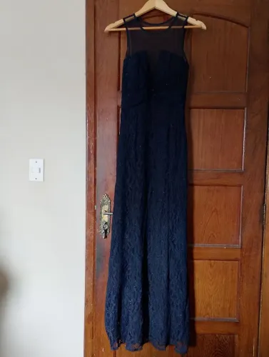 Vestido longo de festa (esporte fino)