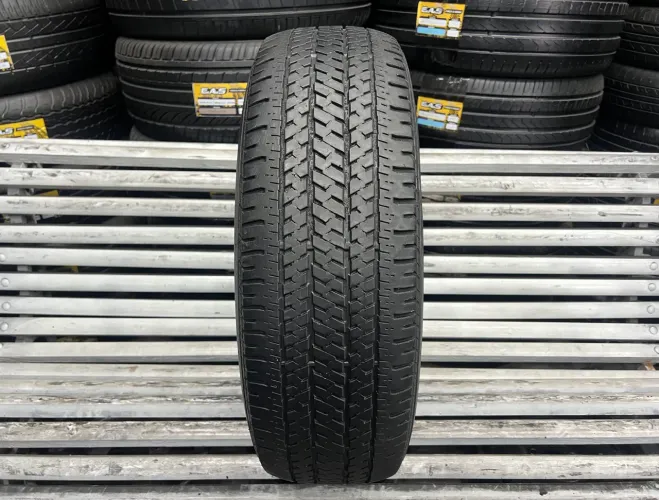 Pneu 225/65/17 Bridgestone Dueler H/T / Pneu 225/65R17