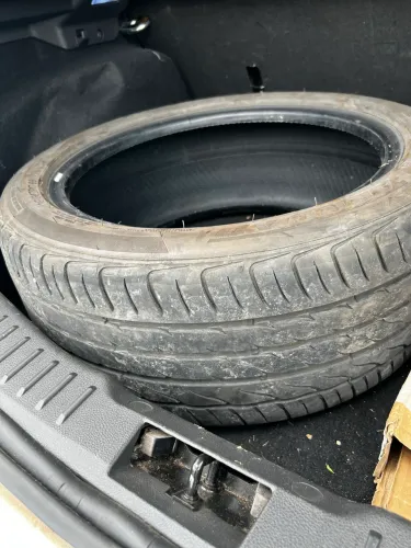 Pneu 215/50ZR17 95W zerado