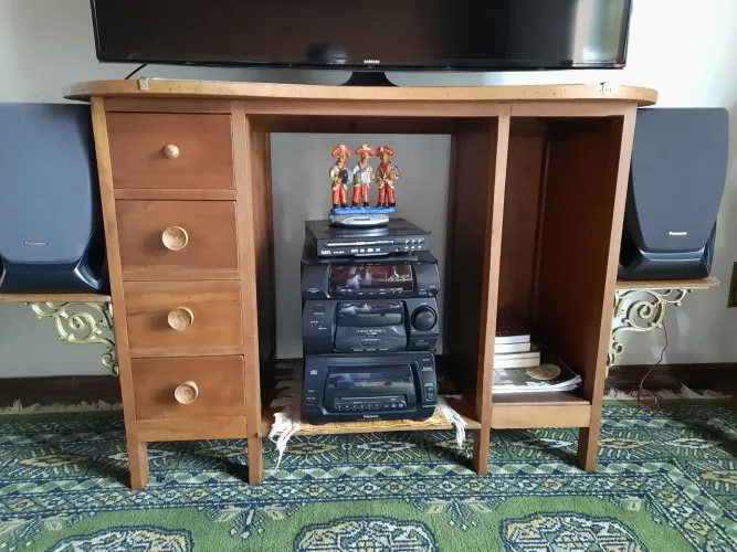 RACK PARA TV E SOM