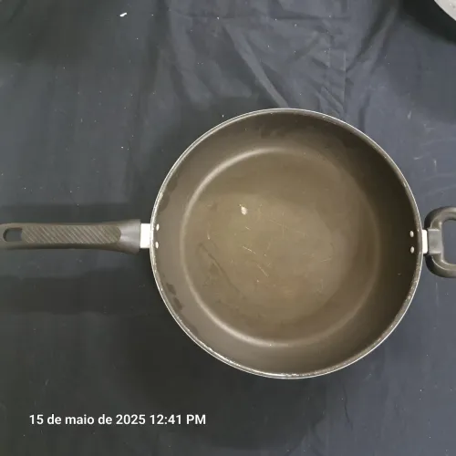 Frigideira Aluminio Antiaderente Grande