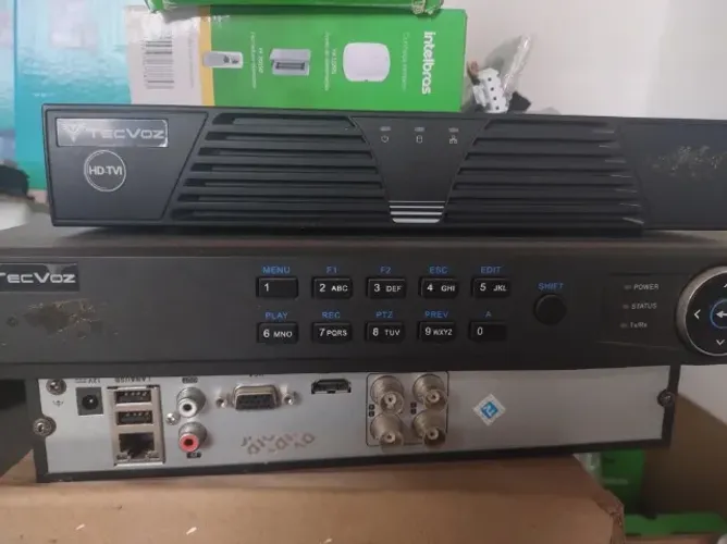 Queima, DVR Tecvoz/Hikvision 4 canais