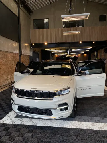 Jeep Commander Overland T270 1.3 TB Flex AUT 2025