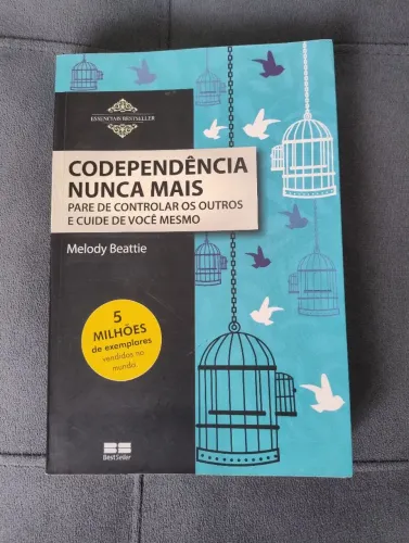 Livro usado "Codependência nunca mais"