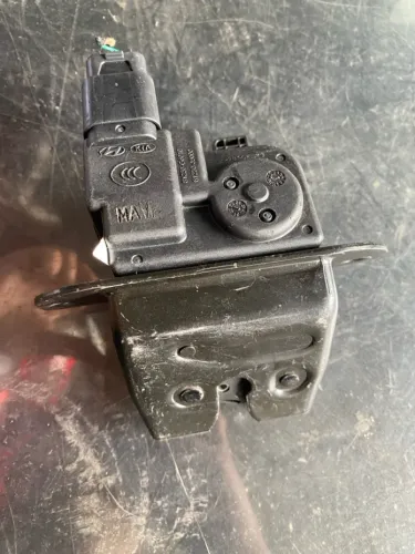 Fechadura Tampa Traseira Hyundai Hb20 2020 A 2024 Original