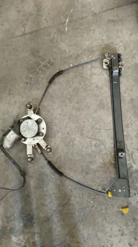 Máquina de vidro elétrico esquerdo Uno 99