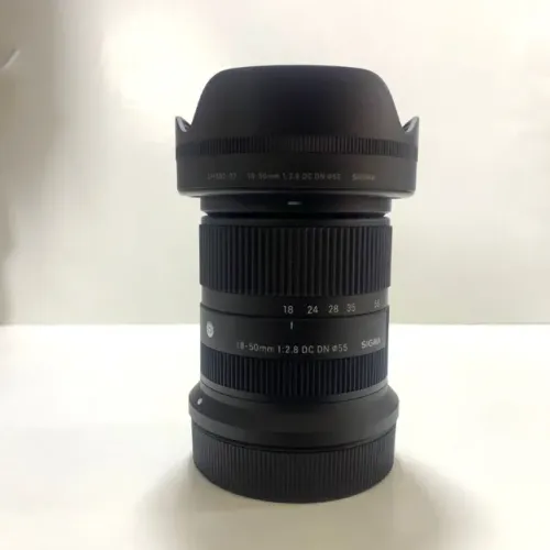 Lente Sigma DC DN 18-50mm f/2.8 para Canon R (Nova)