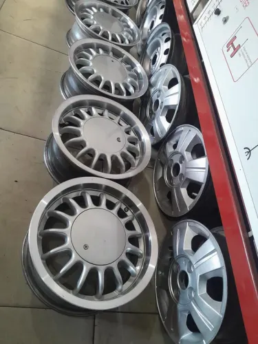 Maravilhoso conjunto de rodas para Kombi Opala * 