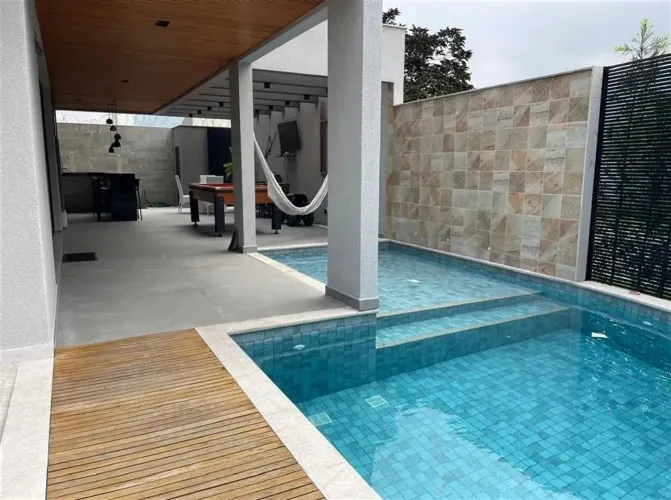 Casa de Condomínio à venda com 420,00m² e 4 quartos em Vargem Pequena, Rio de Janeiro - rj
