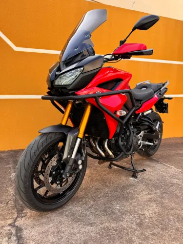 Yamaha MT-09 Tracer