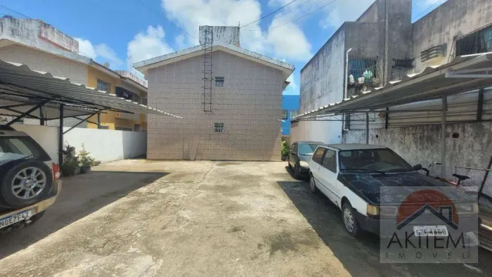 Apartamento 02 Qtos próximo a AV. Sebastião Amaral em Pau amarelo