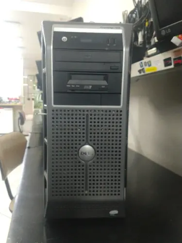 Servidor Dell PowerEdge T300 