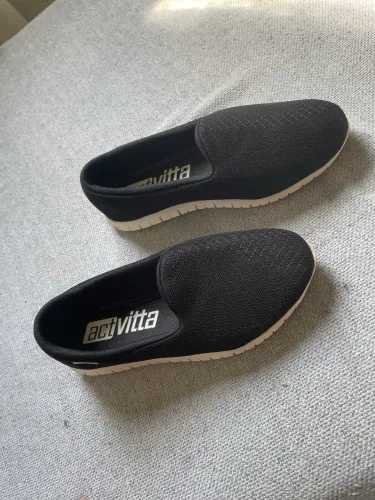 Tenis