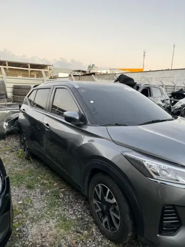 Sucata Nissan kicks 2024 pr retirada de peças originais com garantia e nota fiscal.