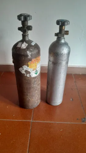Vende-se cilindros 
