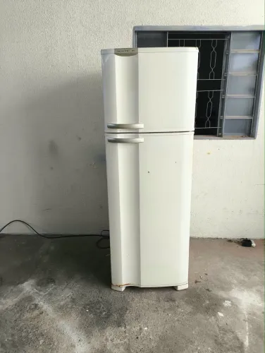 Geladeira Electrolux frost free 380 lt 
