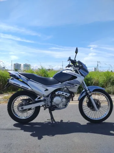 Falcon 400 - baixo KM