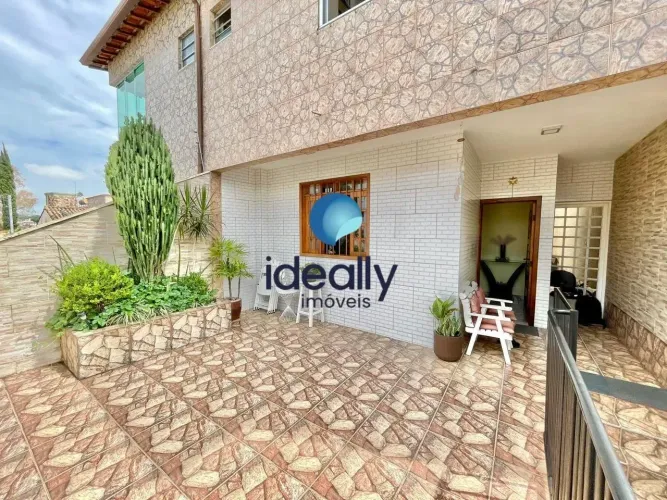 CASA GEMINADA ENTRADA INDIVIDUAL I 4 QUARTOS I SUÍTE COM VARANDA I 3 SALAS I ESPAÇO GOURM