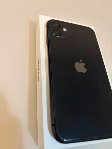 iPhone 11 64GB Único Dono (caixa)