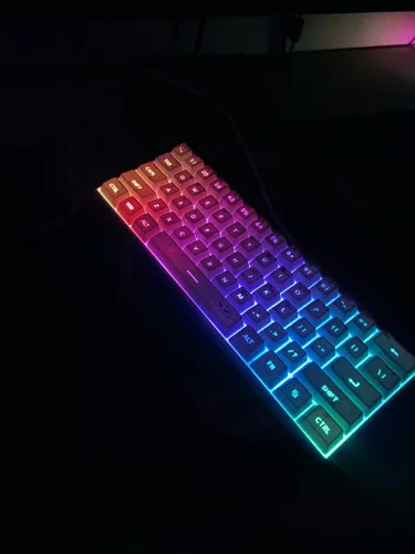 ? VENDO TECLADO 60% ? PRA IR EMBORA RÁPIDO! ? ? Teclado mecânico 60% à venda! ?