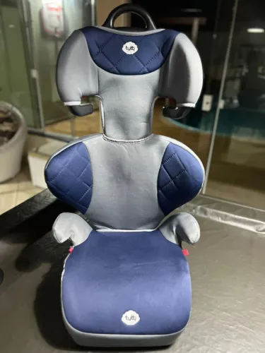 Assento de elevação  para carros infantil Tutti Baby 