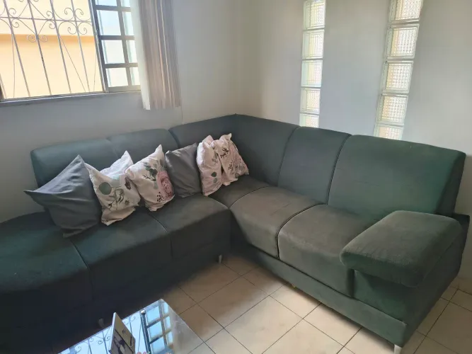 Sofá em L