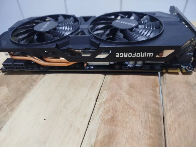 Placa de vídeo gigabyte, GTX 960 com artefato