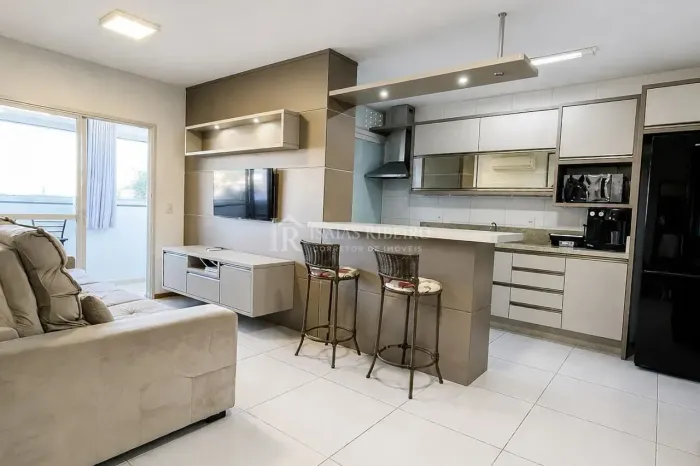 Apartamento pronto para morar com 2 quartos e 1 suíte em Areias - São José - SC