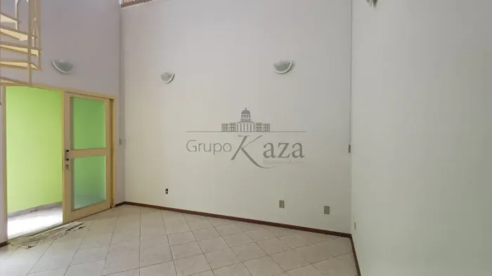 Oportunidade - Casa Assobradada - Jardim Sul - 2 Dormitórios - 129m².