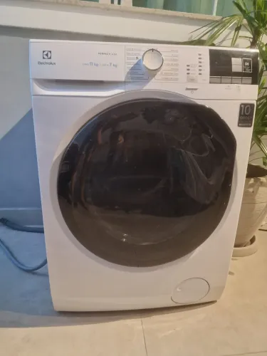 Lava e seca eletrolux 