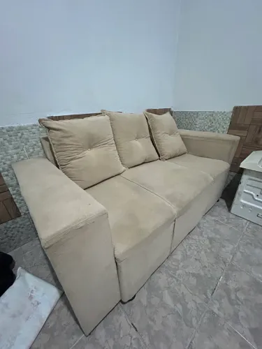 Sofá semi novo