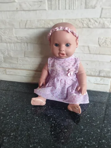 boneca baby faz xixi