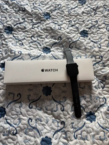 Apple Watch SE 44mm (2nd Gen)