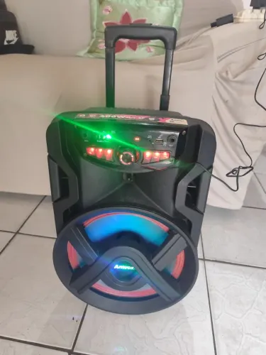 Vendo caixa de som Amvox