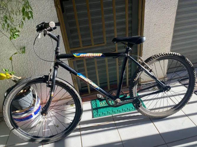 Vendo Bicicleta Aro 26 super conservada 