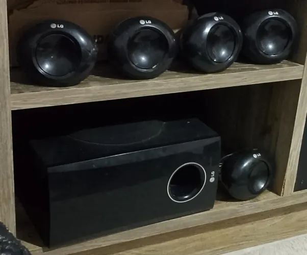 Home thieter lg seminovo vendo 600.00 /outro por vídeo game/ */ferraz sp