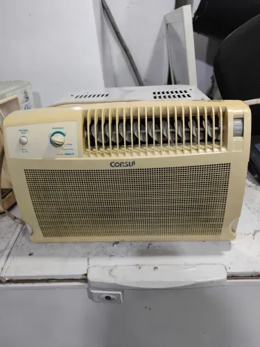 Ar Condicionado Consul 7500 BTUs classe A funcionando perfeitamente contato *.