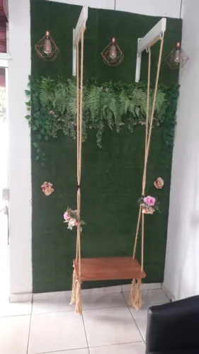 Luminária e balanço para decoração 