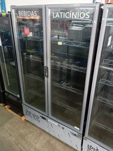 Expositor Refrigerado 2 Portas 220V - Polar