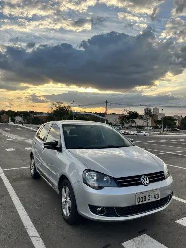 Volkswagen Polo Sportline 1.6 MI Total Flex 8V 5P 2014