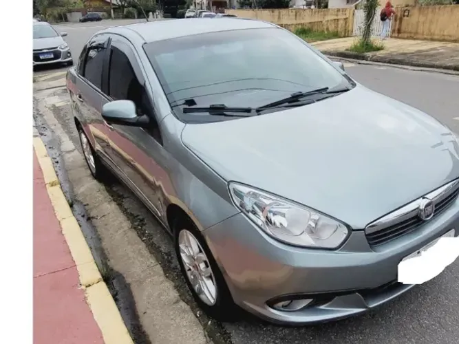 Fiat Grand Siena Essence Dual. 1.6 Flex 16V 2013