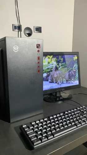 Vendo computador de escritório Impecável! Novo pra hoje