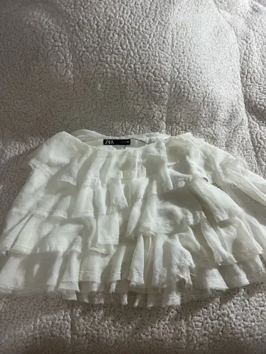 Saia branca babados Zara