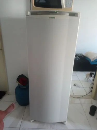 Vendo geladeira Consul Frost Free , fogão 4 bocas , microondas, freezer Consul 