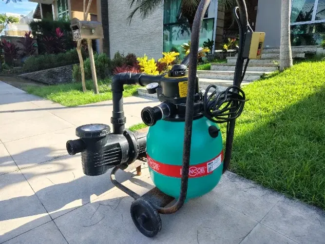 Bomba e filtro portátil para limpar piscina DANCOR